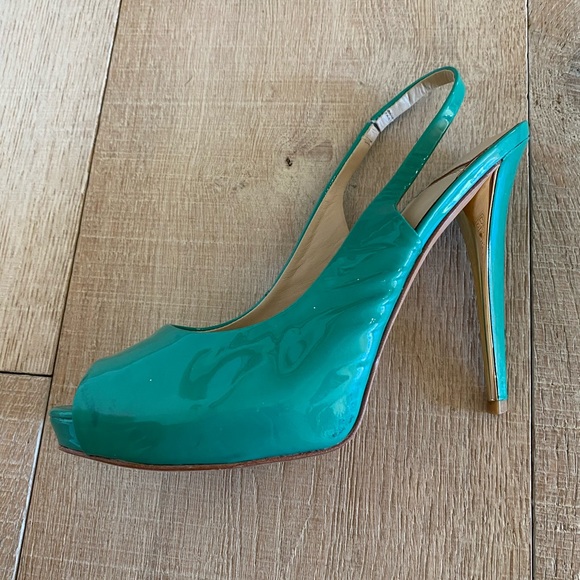 Marciano Teal Heels - Picture 4 of 7